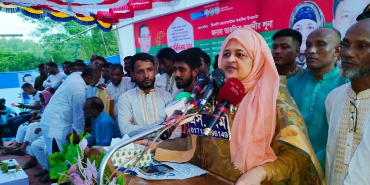 অদৃশ্য শক্তি’ মোকাবিলায় সতর্ক থাকার আহ্বান- তাহসিনা রুশদী লুনার