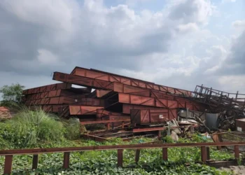 পটুয়াখালী তাপবিদ্যুৎ কেন্দ্রের স্ক্র্যাপ ইয়ার্ডে অগ্নিকাণ্ড: তিন সদস্যের তদন্ত কমিটি গঠন।