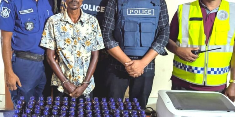 মাধবপুরে ১৪০ বোতল এসকাফ সিরাপসহ এক মাদক ব্যবসায়ী গ্রেফতার 