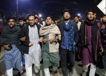 ছাত্র সংসদ নির্বাচন স্থগিতের ঘোষণায় উত্তাল শাবিপ্রবি