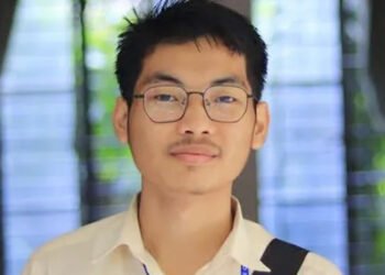 পদত্যাগ করবেন না সর্বমিত্র চাকমা