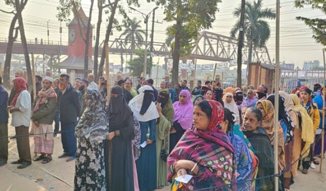 সিলেটে সাড়ে ৬ ঘণ্টায় ভোট পড়েছে ৩৫ শতাংশ: রিটার্নিং কর্মকর্তা