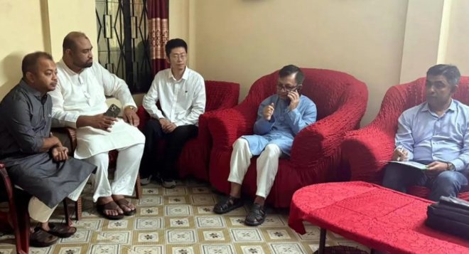 সিলেটে জ্বালানি তেলের রেশনিং প্রত্যাহার বাণিজ্যমন্ত্রী খন্দকার মুক্তাদিরের উদ্যোগ