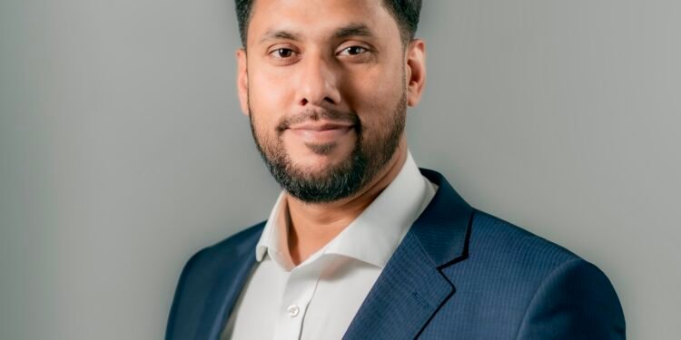 সালাউদ্দিন সাহেবের বক্তব্যে সমালোচনা; গণভোট নিয়ে অবস্থান স্পষ্ট করার দাবি ব্যারিস্টার জুনেদের