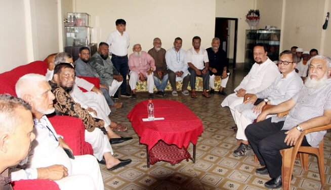 নিত্যপ্রয়োজনীয় পণ্য অতিরিক্ত মজুদ করা যাবে না, সিলেটের ব্যবসায়ীদের বাণিজ্যমন্ত্রী